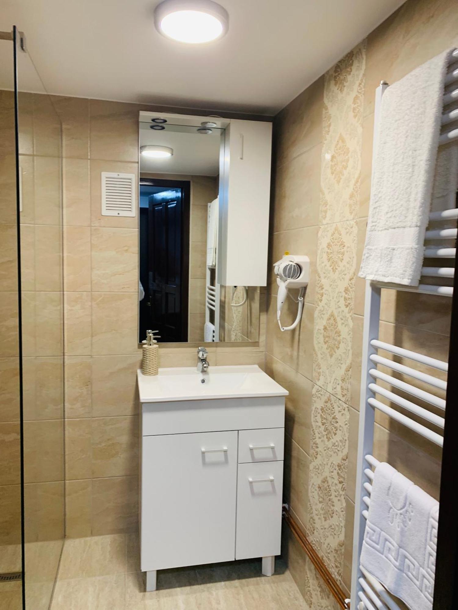 Casa Lazar Bed and Breakfast Topliţa Εξωτερικό φωτογραφία
