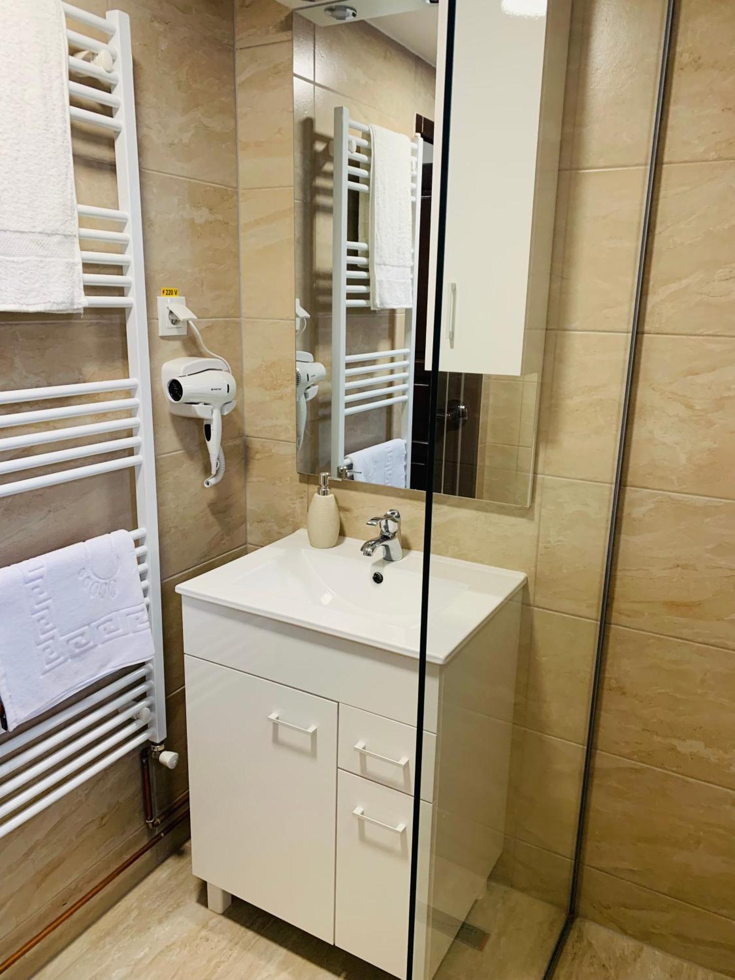 Casa Lazar Bed and Breakfast Topliţa Εξωτερικό φωτογραφία